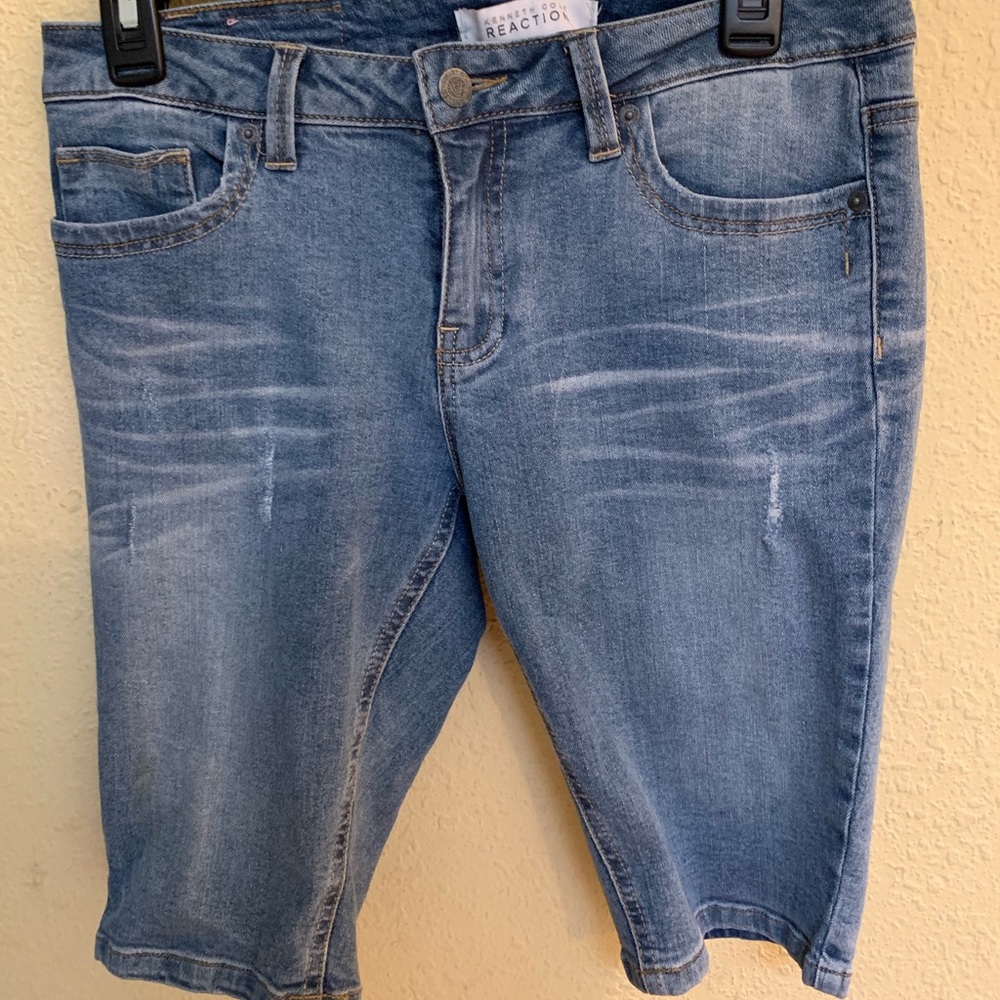 Kenneth Cole Capri Shorts